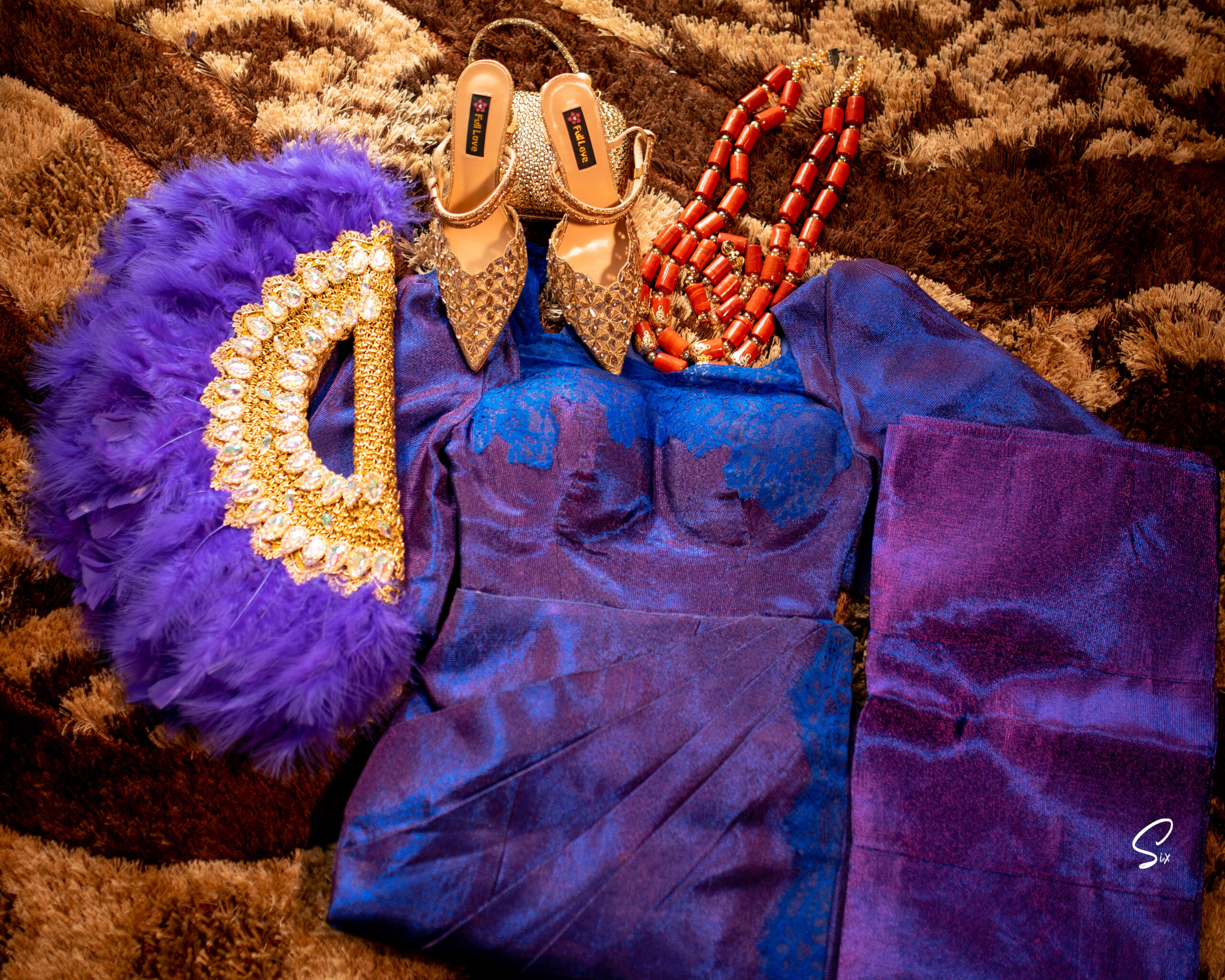 Trad outfit, fan, shoe and beads